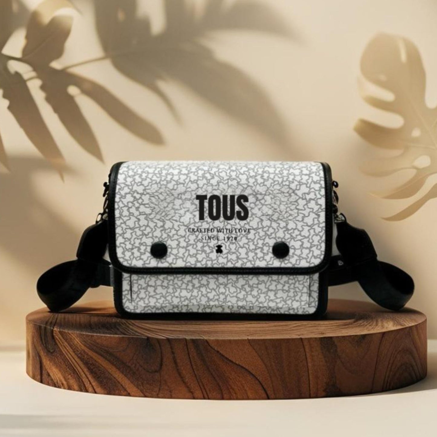 TAUS Mini Cross Body