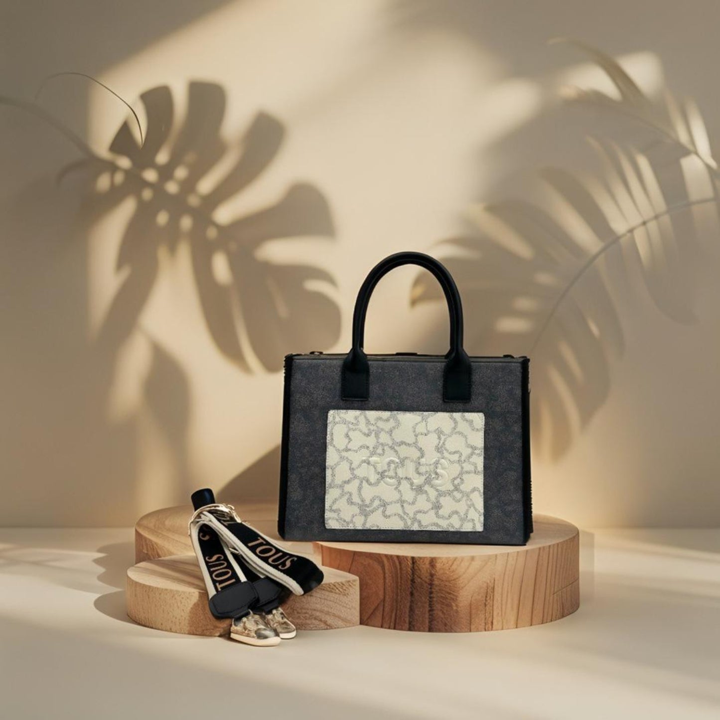 TAUS Tote